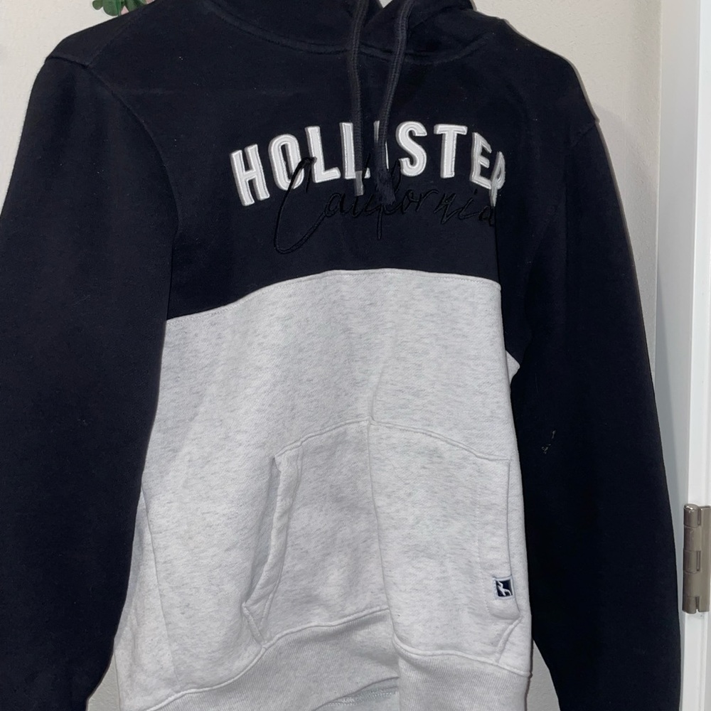 Hollister hoodie